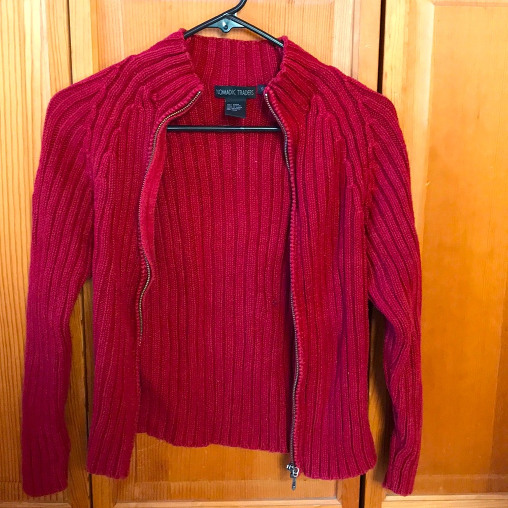 Beautiful Zip Up Crew Neck Sweater